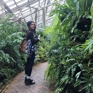 Meet your Posher, Jillian